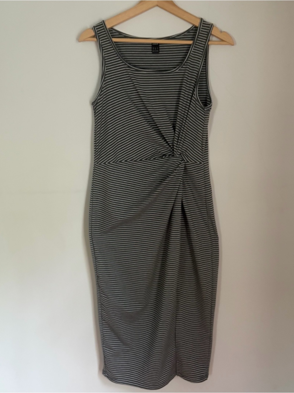 SHEIN Striped Sleeveless Twist-Front Midi Dress - Gray & White